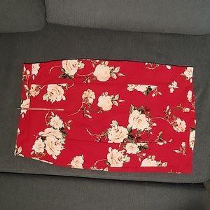 Dynamite Floral Pencil skirt